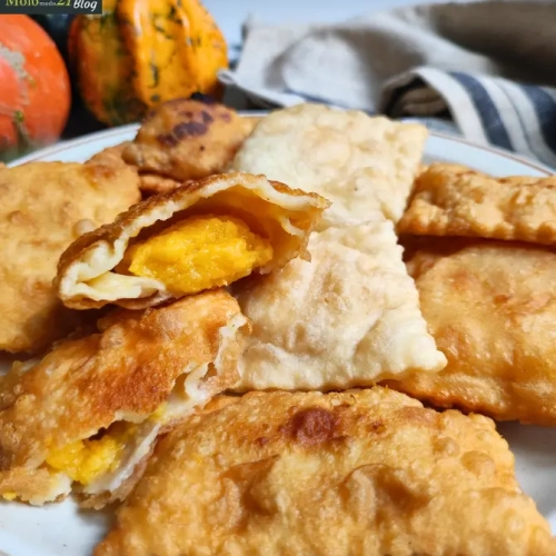 Barbagiuai – Fried ravioli with pumpkin and cheese